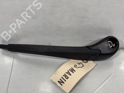 Used Rear windshield wiper arm RENAULT CLIO III (BR0/1, CR0/1) 1.5 dCi (BR17, CR17) (86 hp) 30307451