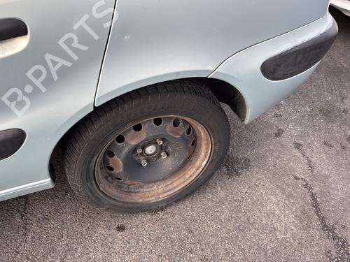 Used Parts CITROËN XSARA (N1)  1.4 i  4381703
