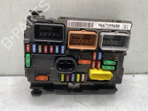 Used Fuse box CITROËN C3 I (FC_, FN_) 1.4 HDi (68 hp) 29841477