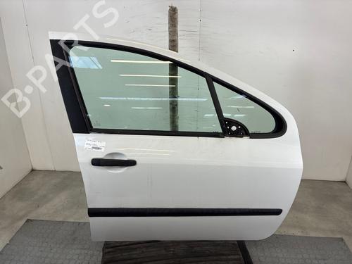 Used Right front door Right front door 38915233 38915233