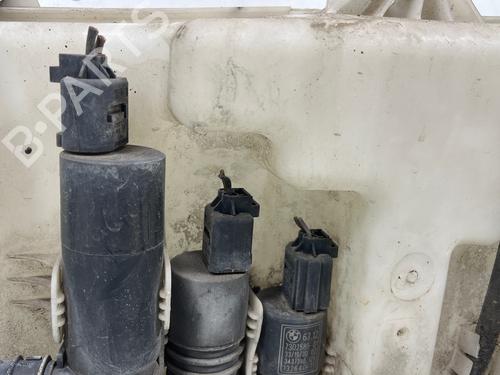 Used Windscreen washer tank Windscreen washer tank BMW 5 Touring (E61) [2004-2010] 34333251 34333251