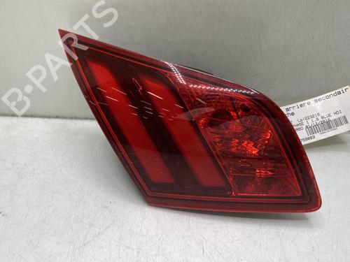 Used Left tailgate light PEUGEOT 308 II (LB_, LP_, LW_, LH_, L3_) 1.6 BlueHDi 120 (120 hp) 27643188