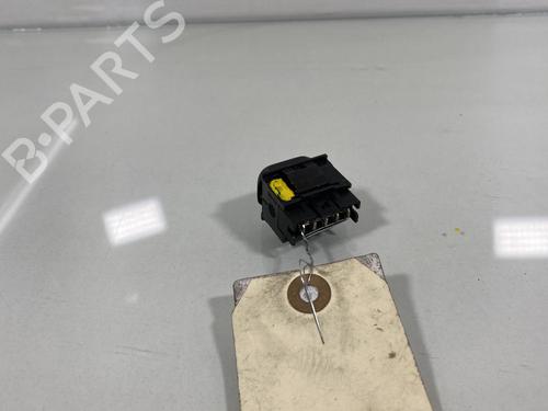 Used Right front window switch Right front window switch CITROËN XANTIA (X1_, X2_) 2.0 HDI 109 (109 hp) 21956715 21956715