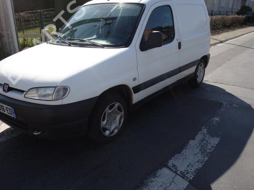 Front right lock PEUGEOT PARTNER Box Body/MPV (5_, G_)  | BP20015971C97 