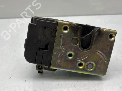 Front left lock PEUGEOT 206 Hatchback (2A/C) 1.6 HDi 110 | BP32125979C98 