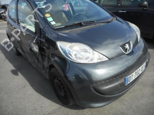 Front right door window PEUGEOT 107 (PM_, PN_) 1.4 HDi | BP27367183C19 