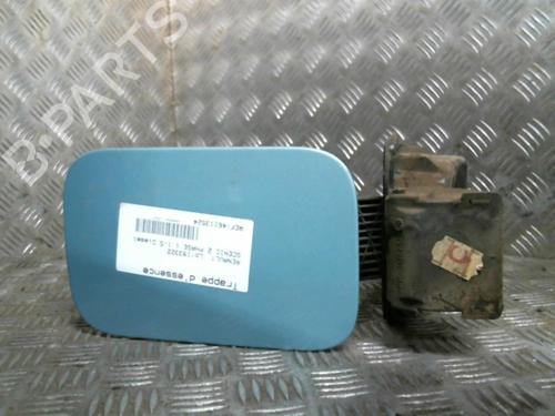 Used Fuel flap Fuel flap RENAULT SCÉNIC II (JM0/1_) [2003-2010] 20014296 20014296
