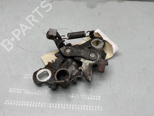 Fechadura do capot PEUGEOT 208 I (CA_, CC_) 1.6 HDi / BlueHDi 75 (75 hp) 31174271