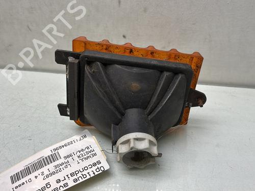 Used Left front indicator Left front indicator RENAULT MASTER I Van (T__) 28-35 2.4 D (71 hp) 33648679 33648679