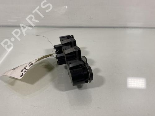 Used Left front window switch Left front window switch PEUGEOT 407 (6D_) 2.0 HDi 135 (6DRHRH, 6DRHRE, 6DRHRG, 6DRHRJ) (136 hp) 19998542 19998542