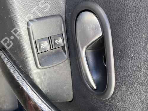 Rear fog light DACIA SANDERO II TCe 90 (B8M1, B8MA, B8AC) | BP38549931C37 - Image 5