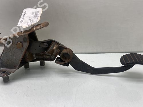 Clutch pedal RENAULT CLIO III (BR0/1, CR0/1) 1.5 dCi (BR17, CR17) | BP30872124I13