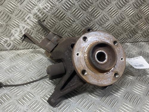 Fusee rechts voor PEUGEOT 206+ (2L_, 2M_) 1.1 (60 hp) 30907428