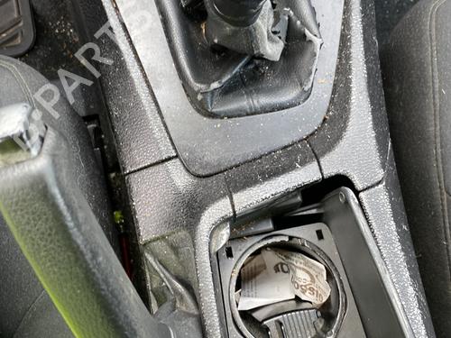 Left headlight VOLVO S60 I (384) 2.4 D | BP31880905C28