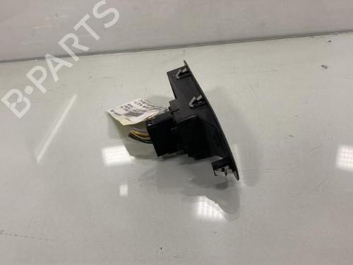 Used Left front window switch Left front window switch RENAULT LAGUNA II (BG0/1_) [2001-2007] 19960015 19960015