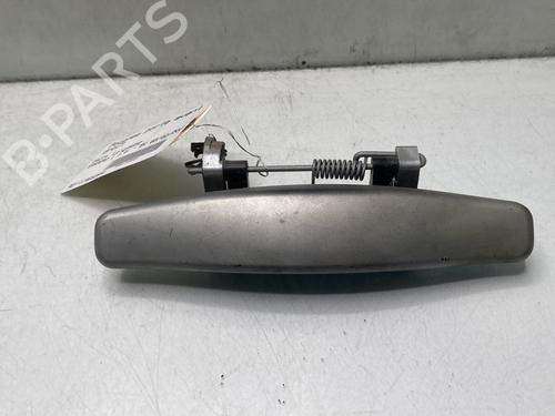 Høyre foran utvendig håndtak DACIA SANDERO 1.4 (BS0C, BS0A, BS0G, BS1F, BS0E) (75 hp) 30082757