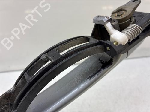 Venstre foran utvendig håndtak Venstre foran utvendig håndtak PEUGEOT 307 Break (3E) 2.0 HDI 90 (90 hp) 39653523 39653523