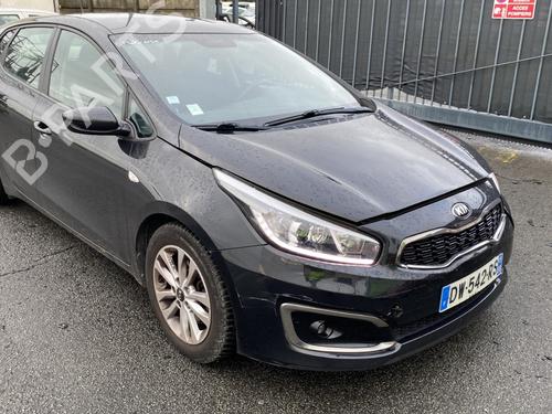 Left front fog light KIA CEE'D (JD) 1.0 T-GDI | BP29413502C30  - Image 26