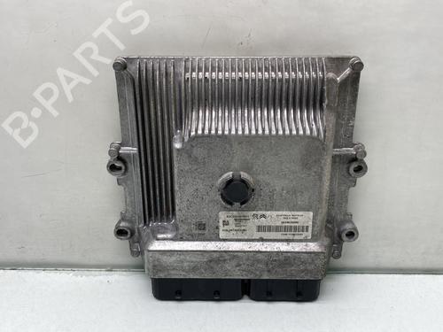 Used Engine control unit (ECU) PEUGEOT 5008 II (MC_, MJ_, MR_, M4_) 1.2 THP (MRHNYH, MRHNYW, MRHNSJ, MRHNSU, MRHNSM) (131 hp) 31206037