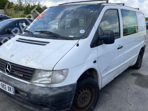 Right front indicator MERCEDES-BENZ VITO Van (W638) 112 CDI 2.2 (638.094) | BP24301809C33 