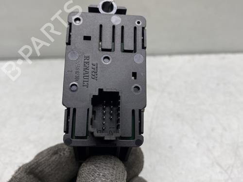 Used Switch Switch RENAULT SCÉNIC III (JZ0/1_) 1.5 dCi (JZ02, JZ0R) (95 hp) 25813923 25813923