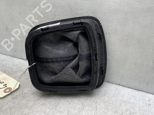 Gear lever VW POLO V (6R1, 6C1) 1.6 TDI | BP19973012M90 
