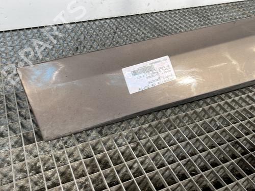 Door moulding trim RENAULT SCÉNIC III (JZ0/1_) 1.5 dCi | BP28500037C150