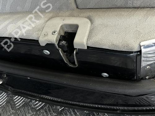 Right front door MERCEDES-BENZ CLK (C208) CLK 200 Kompressor (208.344) | BP19997670C3 