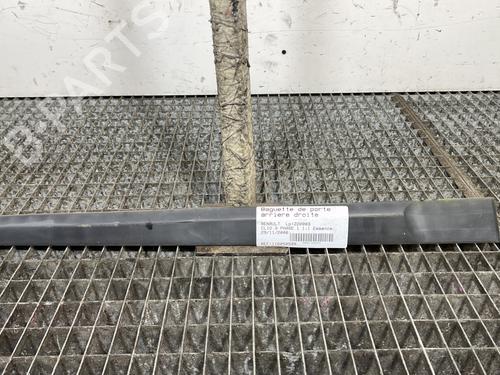 door-moulding-trim-renault-clio-iii-br01-cr01-2005-2006-2007-2008-2009-2010-2011-2012-2013-2014-31213006 main image