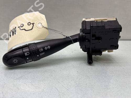 Used Switch SUZUKI SWIFT III (MZ, EZ) 1.3 (RS413, ZC11S) (92 hp) 32479107