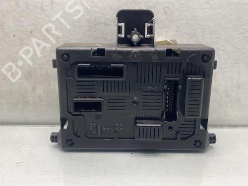 Used Fuse box Fuse box RENAULT CLIO III (BR0/1, CR0/1) 1.5 dCi (88 hp) 19952675 19952675