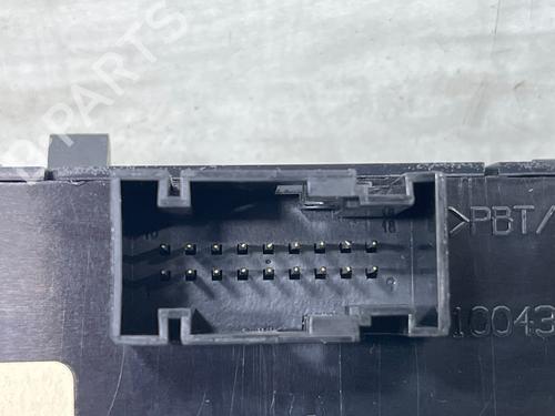 Used Warning switch Warning switch PEUGEOT 5008 (0U_, 0E_) 1.6 HDi (114 hp) 35896203 35896203