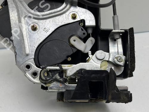Rear right lock TOYOTA LAND CRUISER 100 (_J1_) 4.2 TD (HDJ100_, HDJ100) | BP20182612C99 