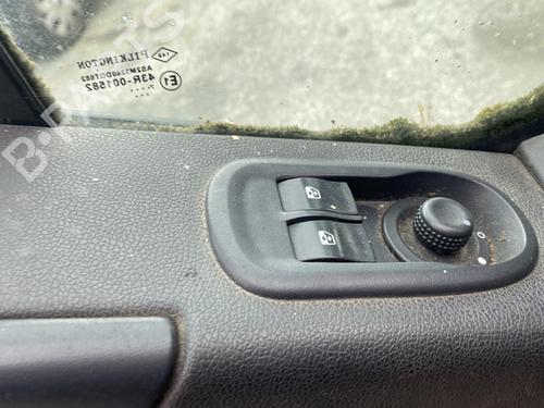 Glove box RENAULT MASTER III Van (FV) 2.3 dCi 145 FWD (FV0E, FV0F, FV0H, FV02, FV0M, FV0S,... | BP28280766C95  - Image 12