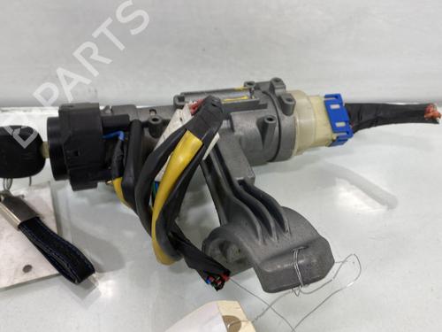 Used Ignition barrel HYUNDAI TUCSON (JM) 2.0 CRDi (140 hp) 31641185