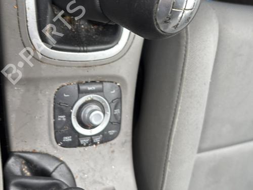 Fuse box RENAULT MEGANE III Hatchback (BZ0/1_, B3_) 1.5 dCi (BZ0C) | BP37452354E1 - Image 14