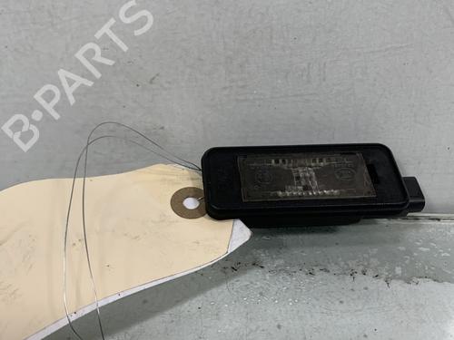 Luz matrícula PEUGEOT 308 II (LB_, LP_, LW_, LH_, L3_) 1.6 HDi / BlueHDi 115 (115 hp) 30864024
