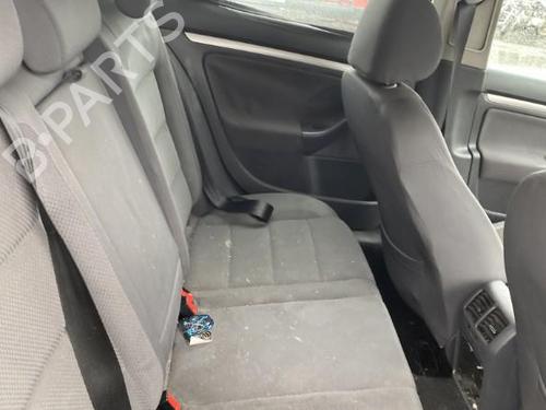 Right taillight VW GOLF V (1K1) 1.9 TDI | BP21571666C35 
