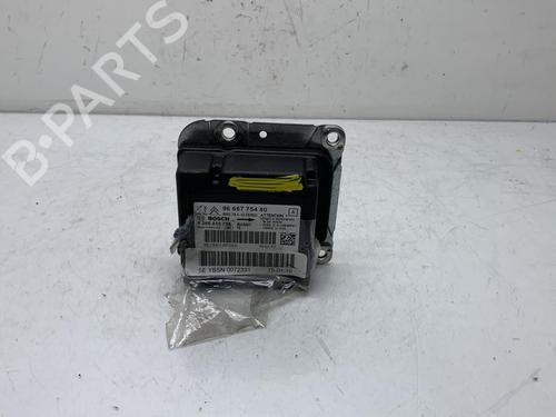 Used ECU airbags PEUGEOT 3008 I MPV (0U_) 1.6 HDi (109 hp) 19975004