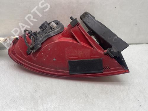 right-taillight-audi-a4-b8-8k2-2007-2008-2009-2010-2011-2012-2013-2014-2015-2016-2017-25261987 main image