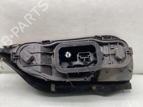 left-taillight-vw-up-121-122-bl1-bl2-bl3-123-2011-25725829 main image