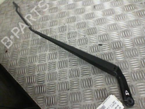 Used Front windshield wiper arm PEUGEOT 206 Hatchback (2A/C) [1998-2012]  20035736