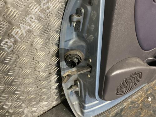 Used Right front door MERCEDES-BENZ A-CLASS (W168) A 170 CDI (168.009, 168.109) (95 hp) 19978444