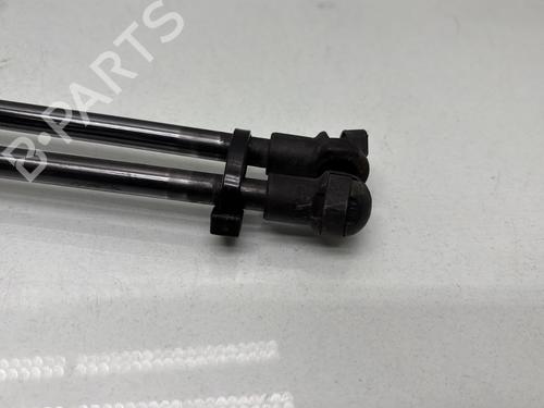 Tailgate lift support BMW 1 (F20) 116 d | BP27632922C138