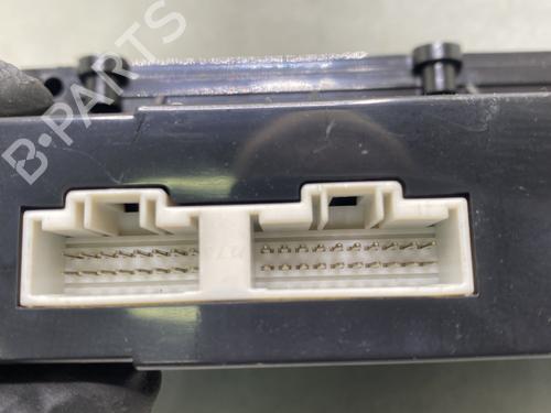 Climate control KIA SORENTO I (JC) 2.5 CRDi 4WD | BP32389291I5