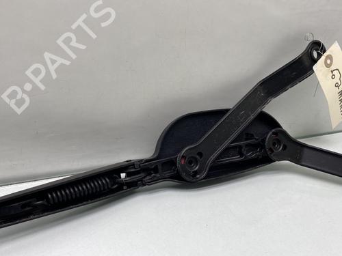 Front windshield wiper arm MERCEDES-BENZ B-CLASS Sports Tourer (W247) B 180 (247.084) | BP26212493C143 