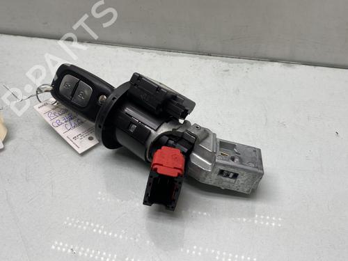 Used Ignition barrel RENAULT CLIO III (BR0/1, CR0/1) 1.5 dCi (88 hp) 31641508