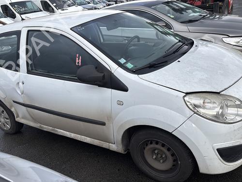 Switch RENAULT TWINGO II (CN0_) 1.5 dCi (CN0E) | BP33314348I30 - Image 19