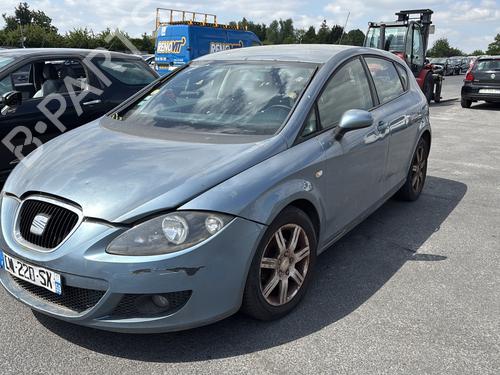 Left front fog light SEAT LEON (1P1) 1.9 TDI | BP28824691C30  - Image 23