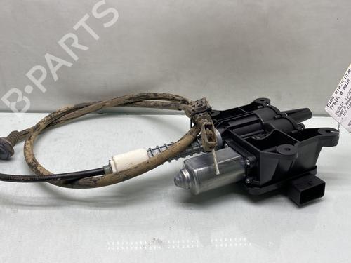 electric-handbrake-peugeot-5008-ii-mc_-mj_-mr_-m4_-2016-31213267 main image
